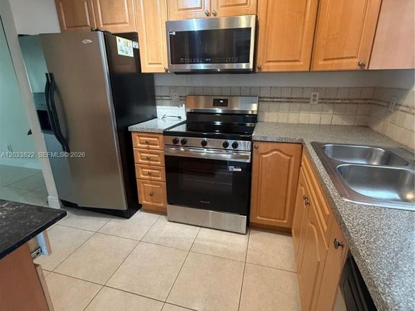 5080 SW 64th Ave , Unit 104, Davie, FL 33314