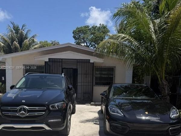 262 NE 55th Ter, Miami, FL 33137