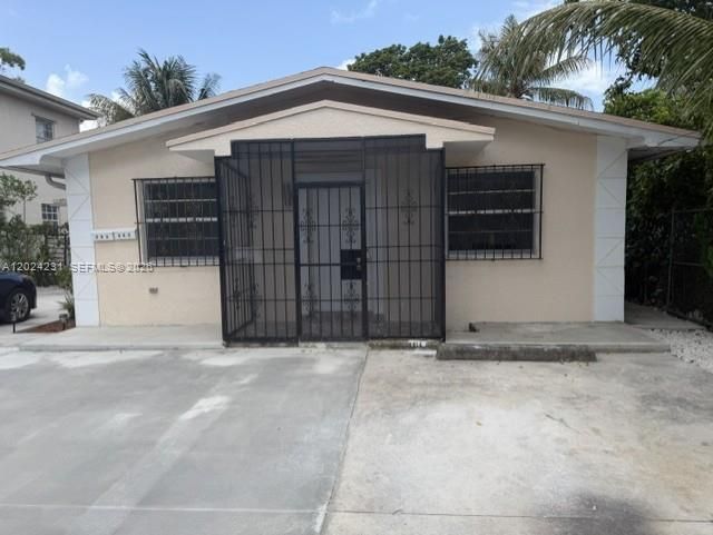 262 NE 55th Ter, Miami, FL 33137 Photo