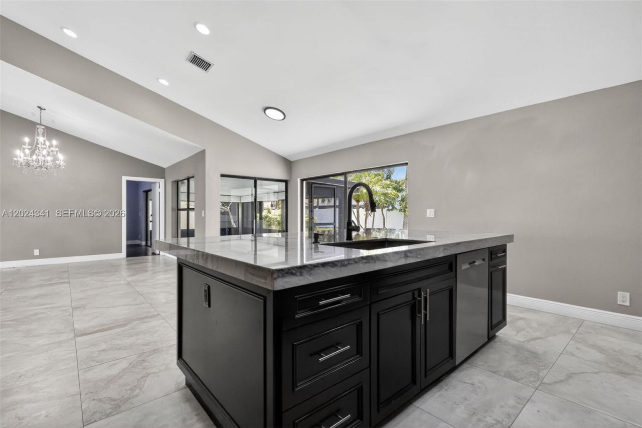 9654 Sun Pointe Drive , Boynton Beach, FL 33437 Photo