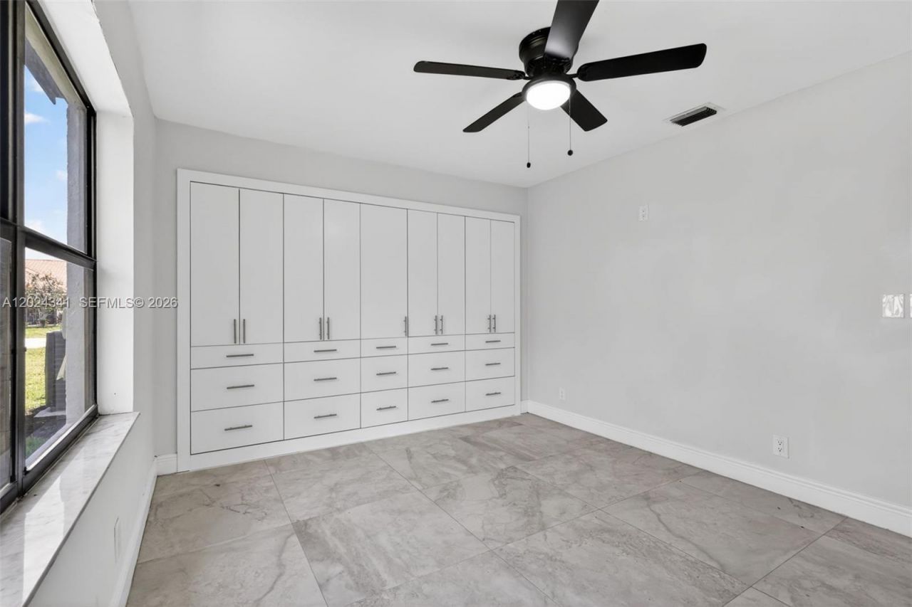 9654 Sun Pointe Drive , Boynton Beach, FL 33437 Photo
