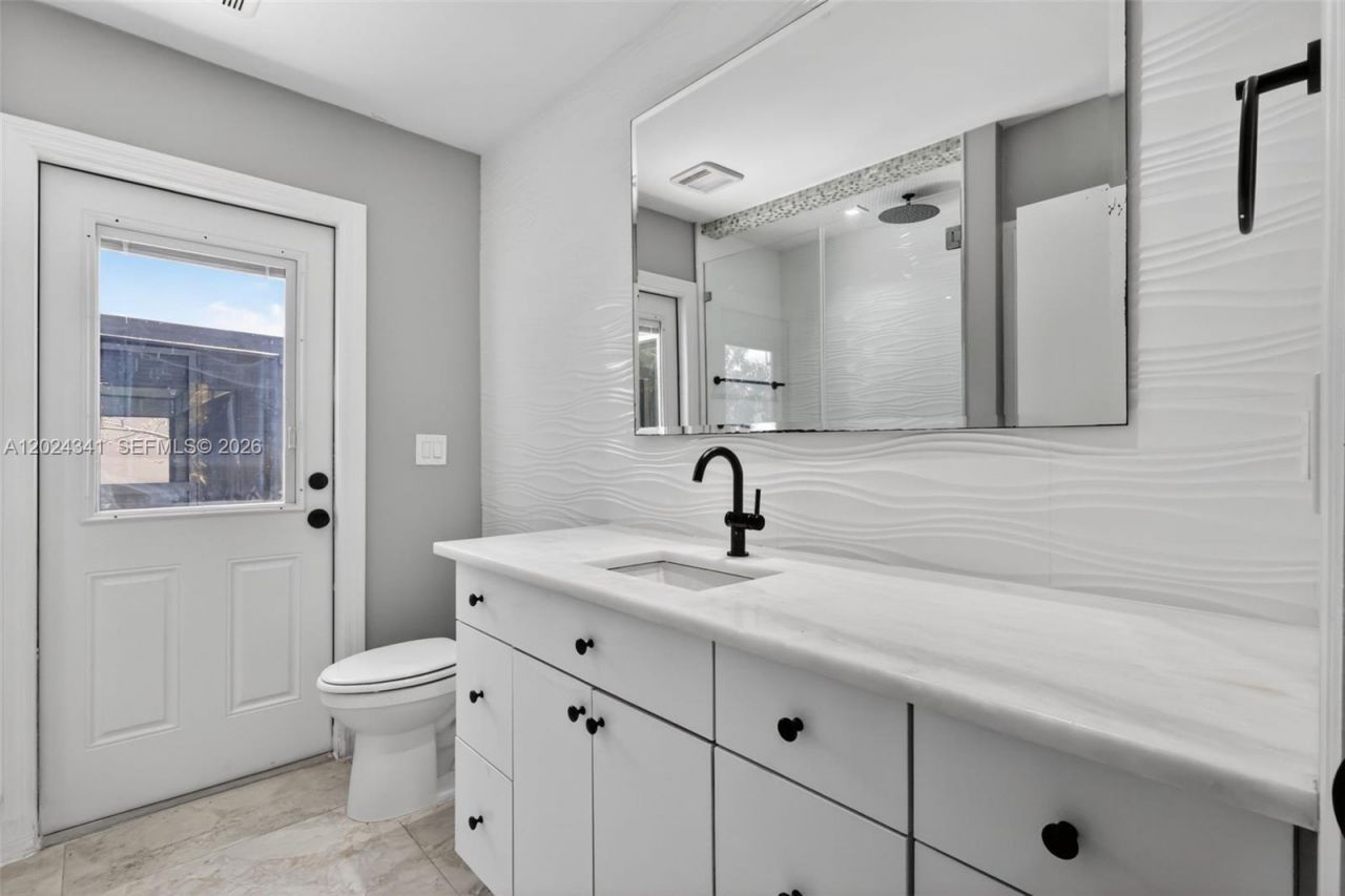 9654 Sun Pointe Drive , Boynton Beach, FL 33437 Photo