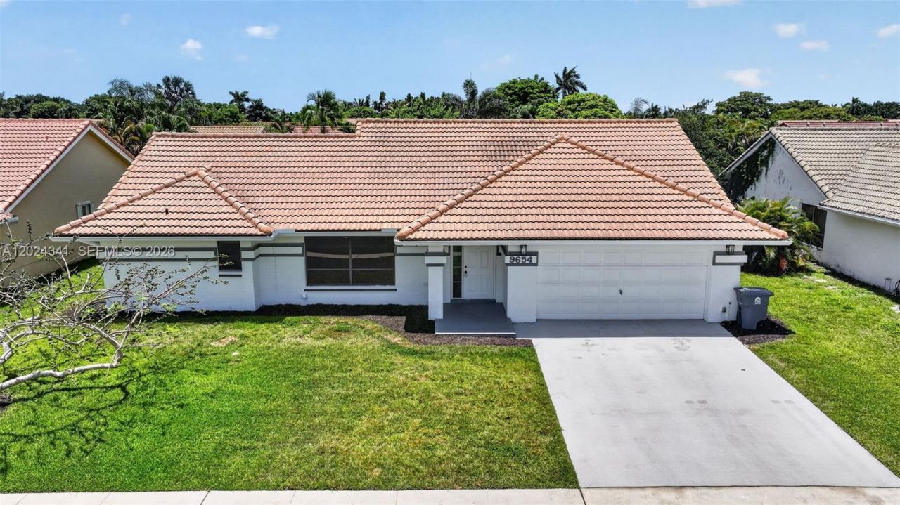 9654 Sun Pointe Drive , Boynton Beach, FL 33437 Photo
