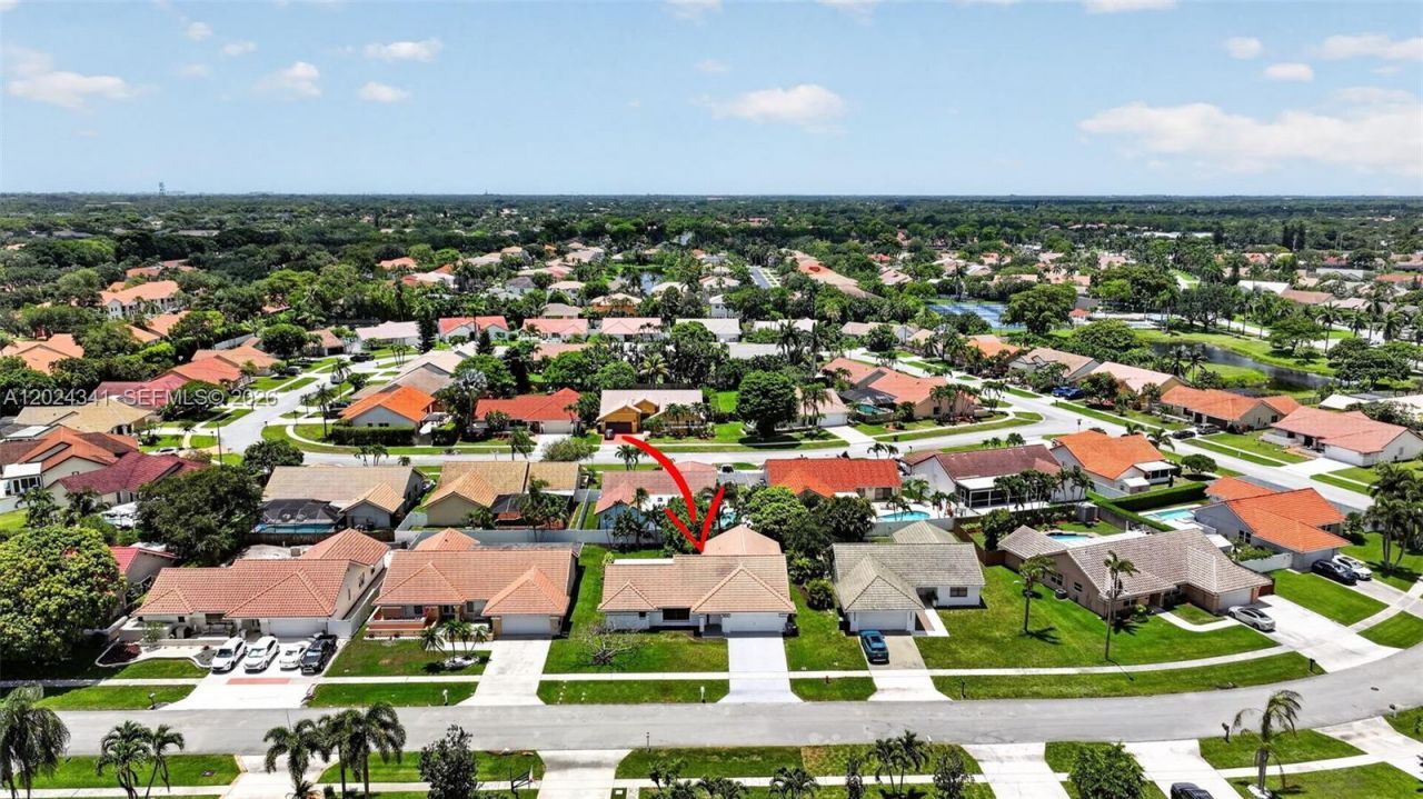 9654 Sun Pointe Drive , Boynton Beach, FL 33437 Photo