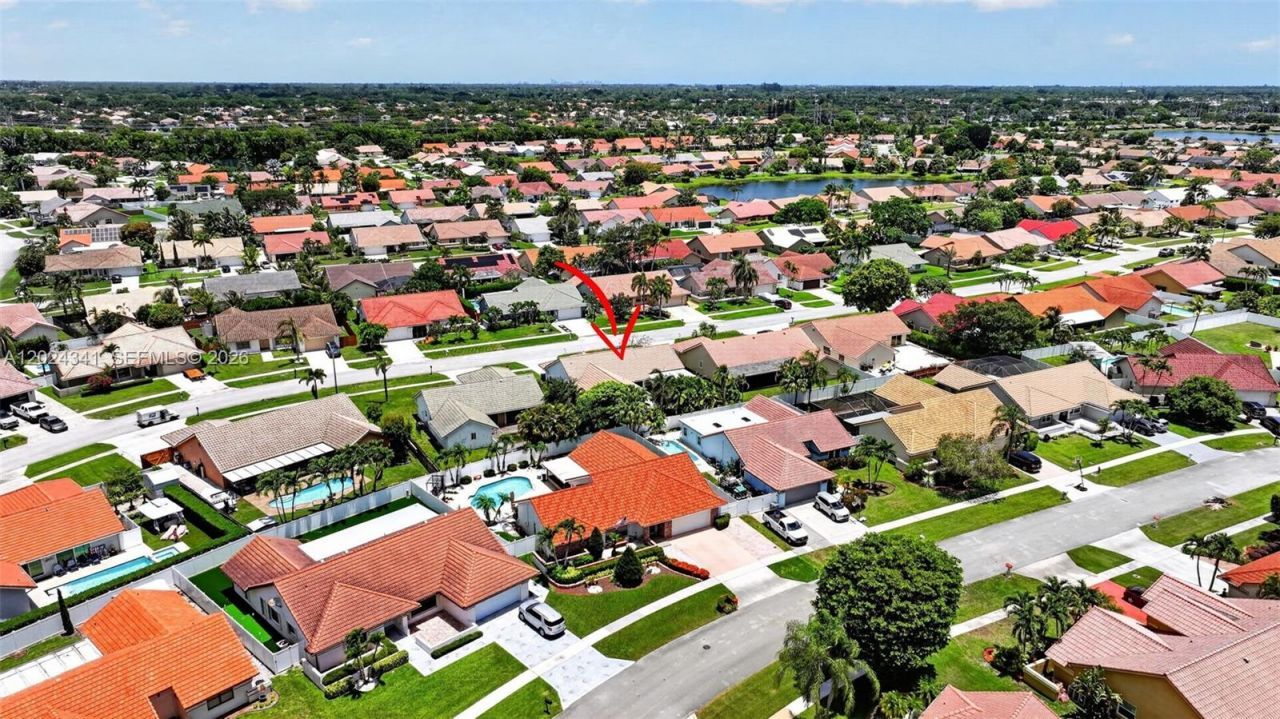 9654 Sun Pointe Drive , Boynton Beach, FL 33437 Photo