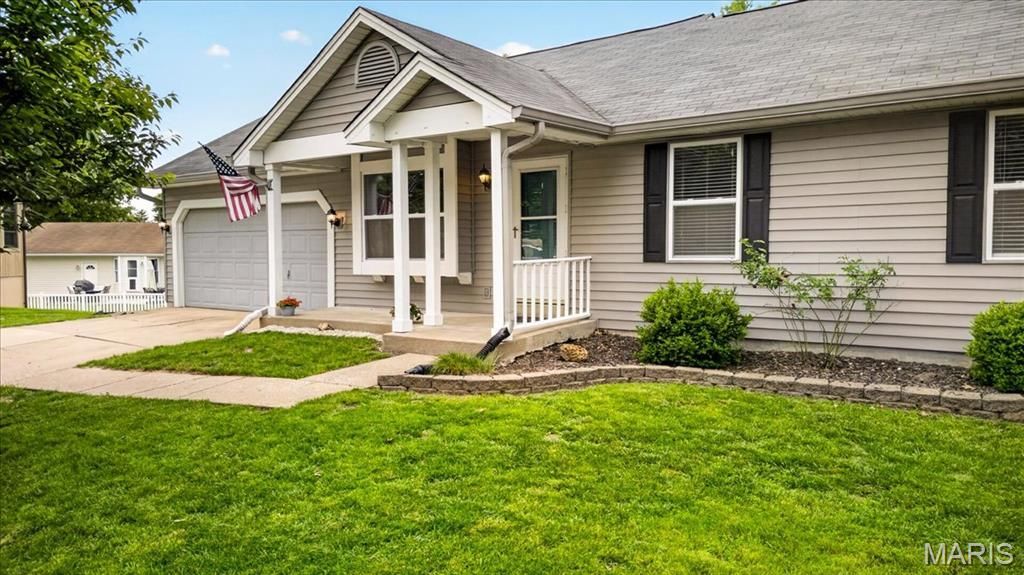 6512 Sprucefield Drive , O Fallon, MO 63368 Main Photo
