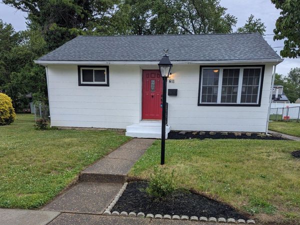 411 OAKLAND, MAPLE SHADE, NJ 08052