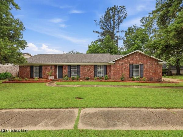 306 Mcdonald Drive, Clinton, MS 39056