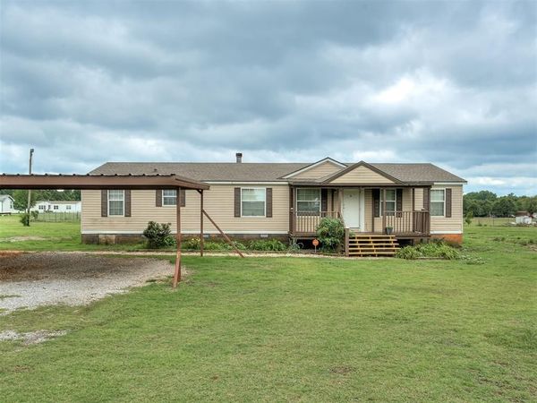 105 Sunset Drive, McLoud, OK 74851