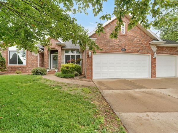 3306 S Linden Avenue , Springfield, MO 65804