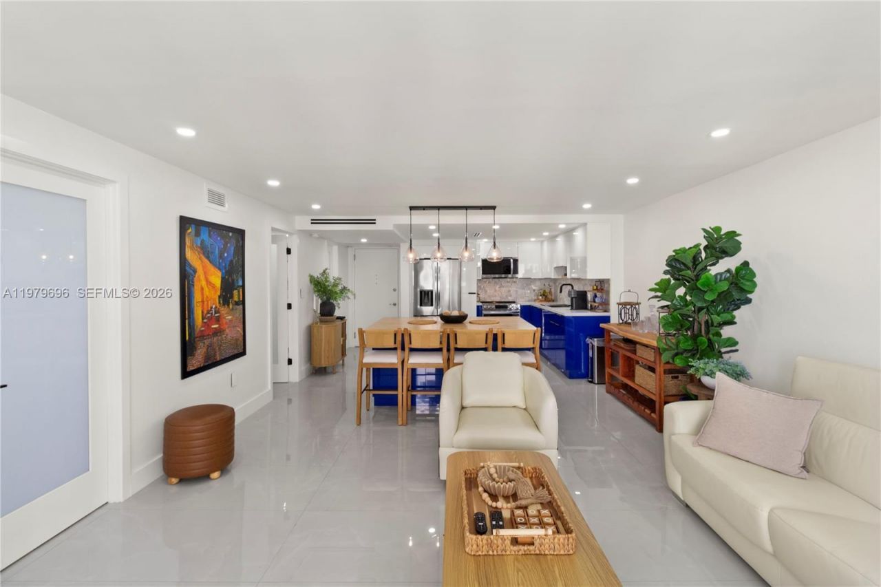 5701 Collins Ave , Unit 1619, Miami Beach, FL 33140 Photo