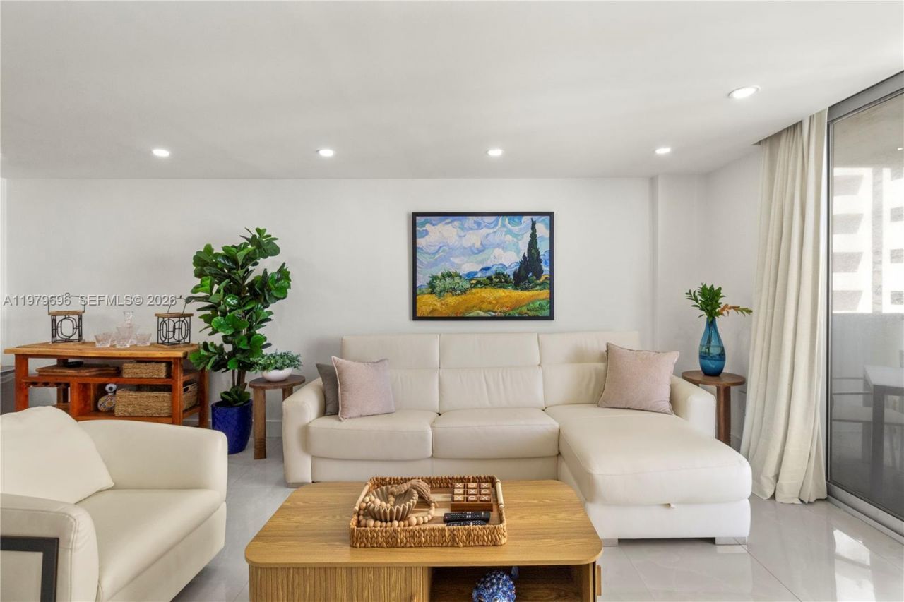 5701 Collins Ave , Unit 1619, Miami Beach, FL 33140 Photo