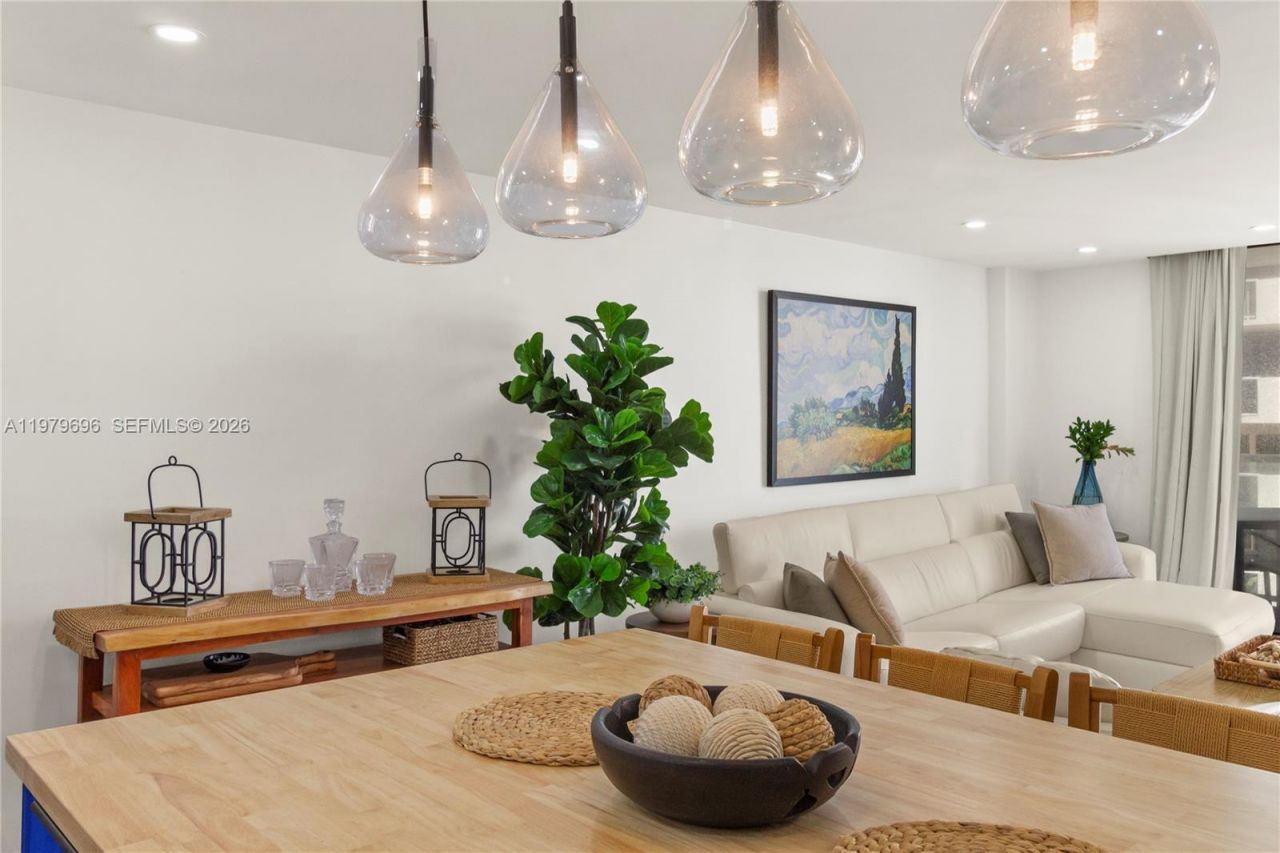 5701 Collins Ave , Unit 1619, Miami Beach, FL 33140 Photo