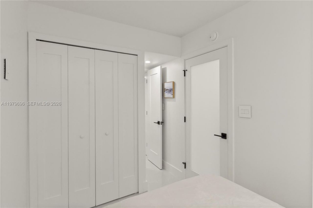 5701 Collins Ave , Unit 1619, Miami Beach, FL 33140 Photo