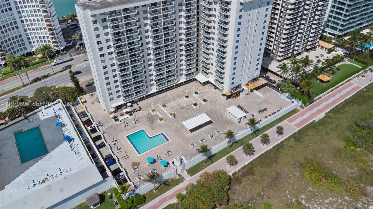 5701 Collins Ave , Unit 1619, Miami Beach, FL 33140 Photo