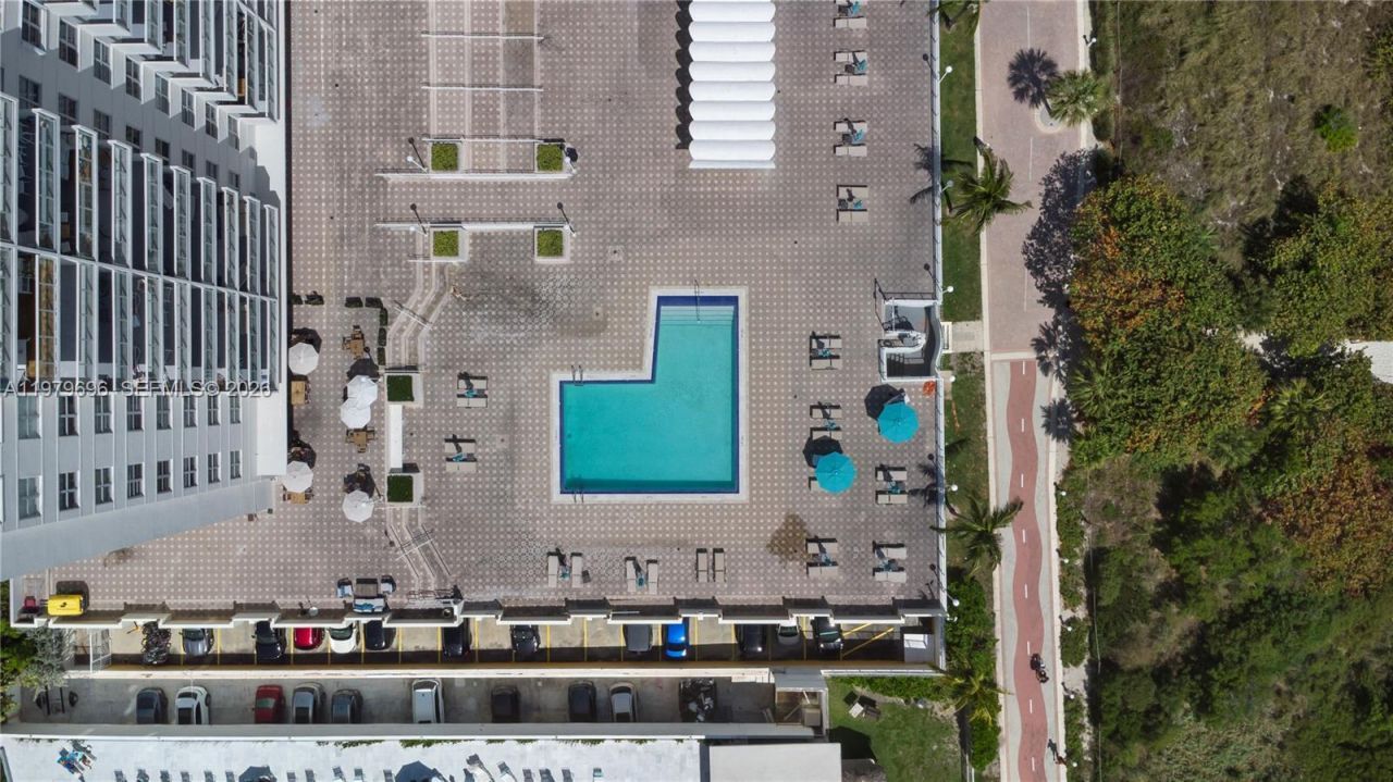 5701 Collins Ave , Unit 1619, Miami Beach, FL 33140 Photo