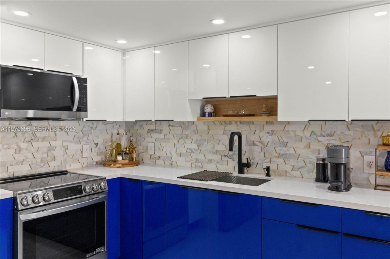5701 Collins Ave , Unit 1619, Miami Beach, FL 33140 Photo