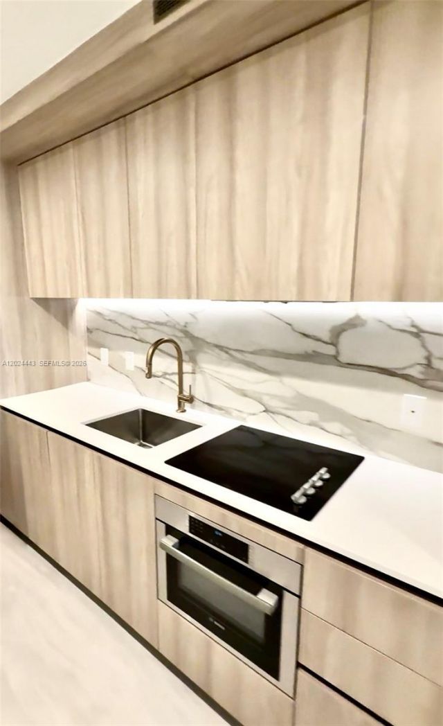 77 SE 5th St, Unit 2305, Miami, FL 33131 Photo
