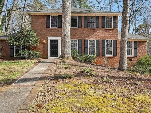 7195 Hunters Branch Drive , Atlanta, GA 30328