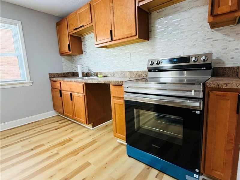 14702 Milverton Road, Cleveland, OH 44120 Photo 12