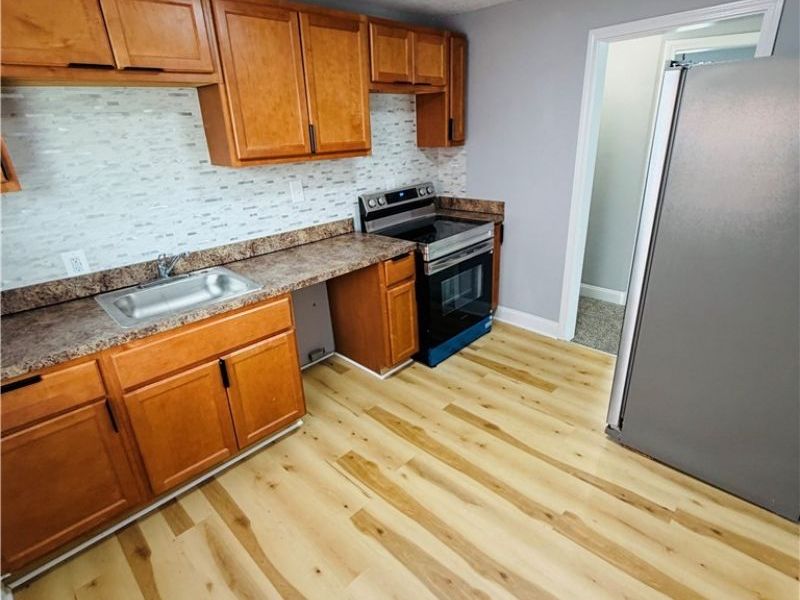 14702 Milverton Road, Cleveland, OH 44120 Photo 14
