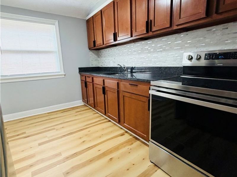 14702 Milverton Road, Cleveland, OH 44120 Photo 39