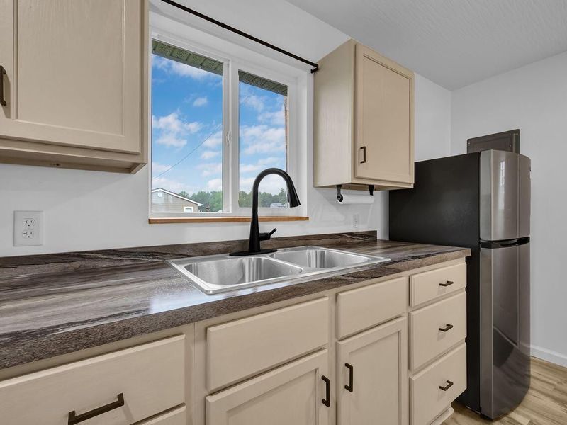 8885 Water Street , Orient, OH 43146 Photo 2