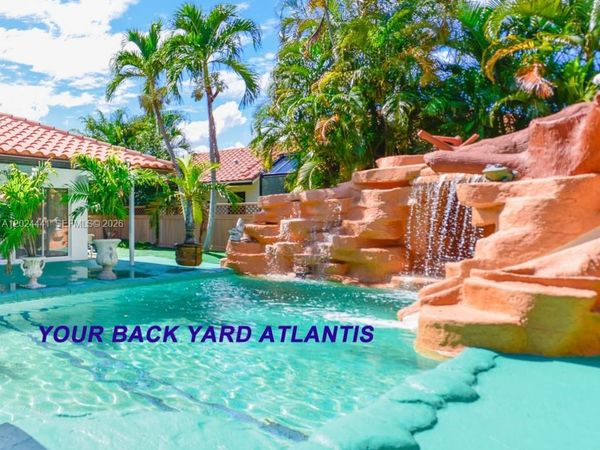 2900 NW 25th Way, Boca Raton, FL 33434