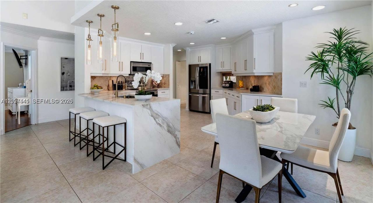 2900 NW 25th Way, Boca Raton, FL 33434 Photo