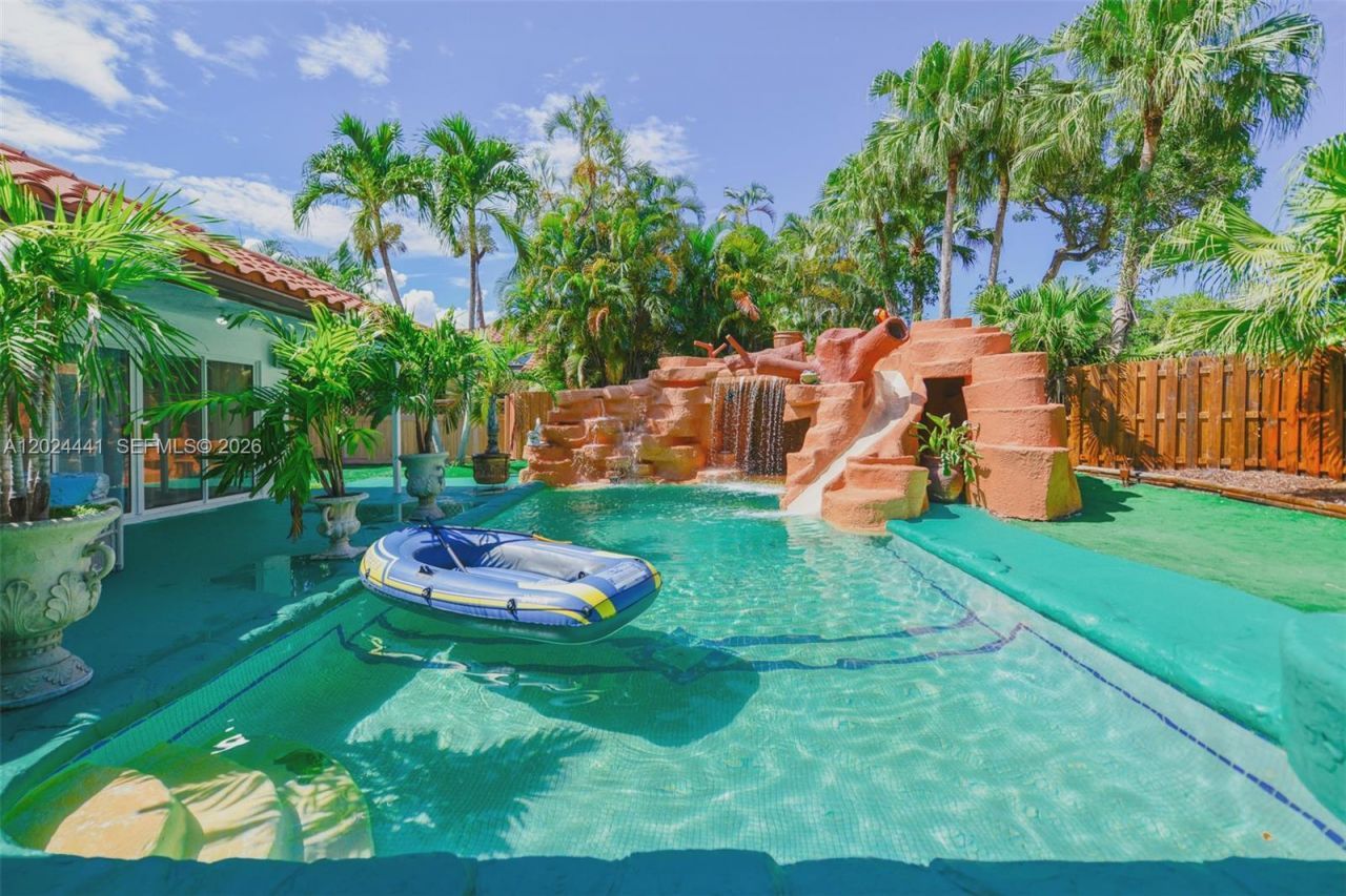 2900 NW 25th Way, Boca Raton, FL 33434 Photo