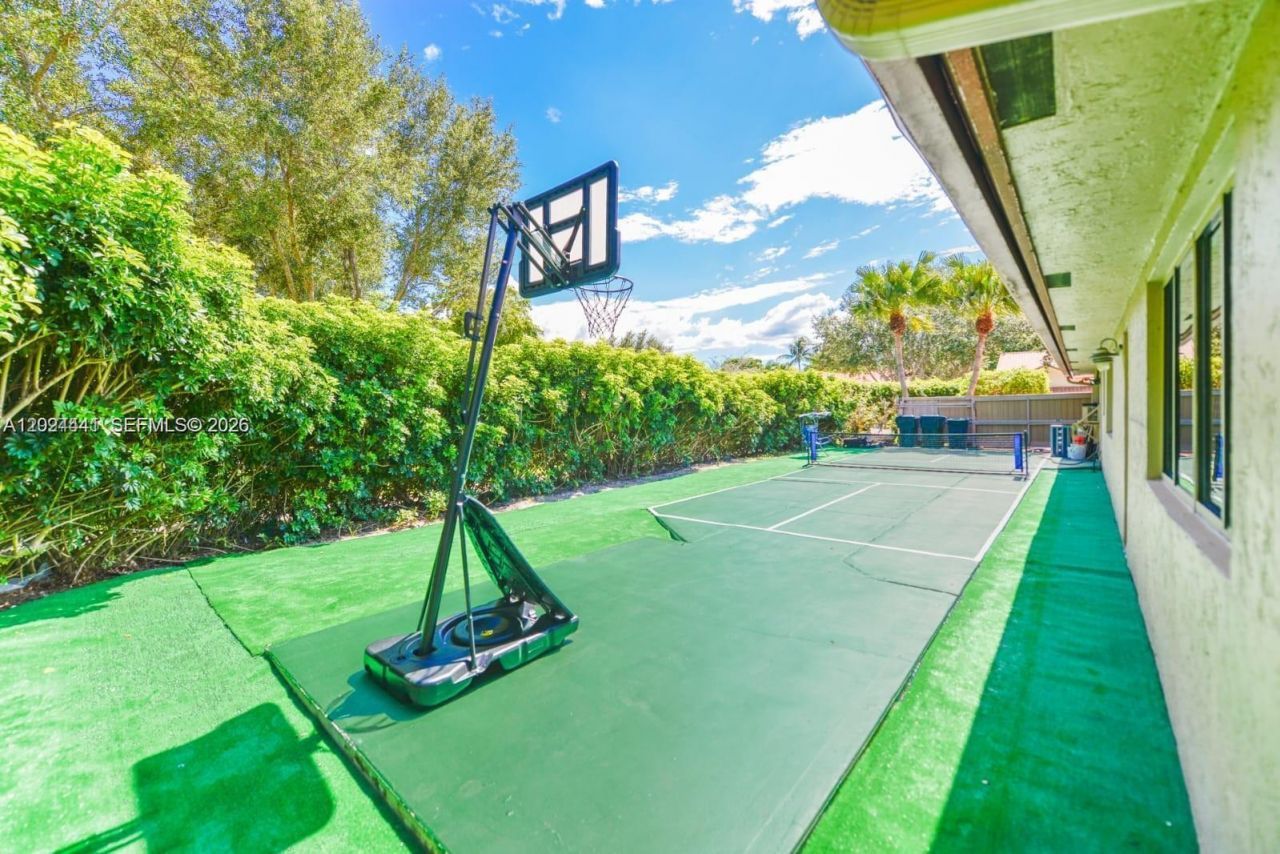 2900 NW 25th Way, Boca Raton, FL 33434 Photo