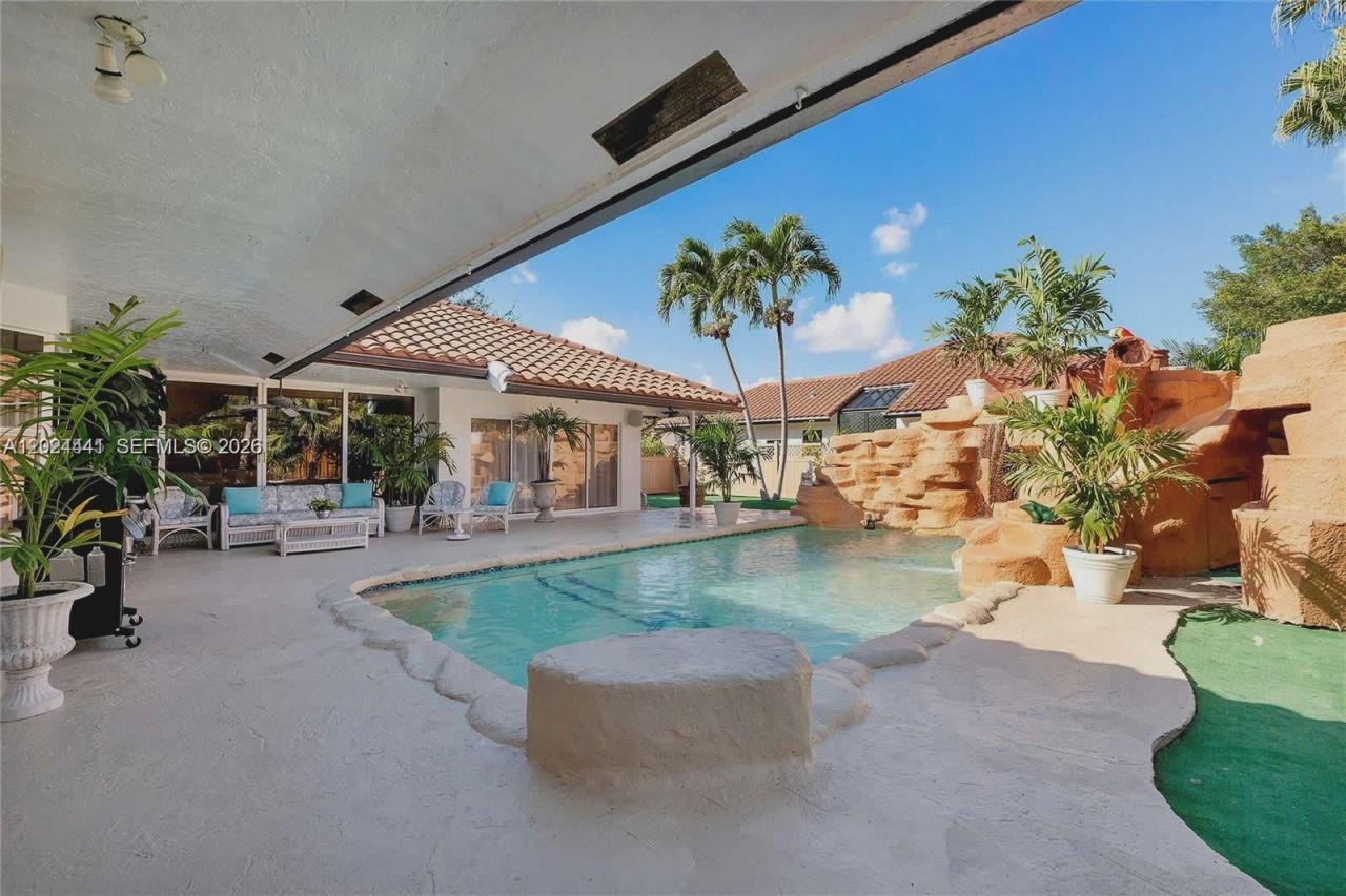 2900 NW 25th Way, Boca Raton, FL 33434 Photo