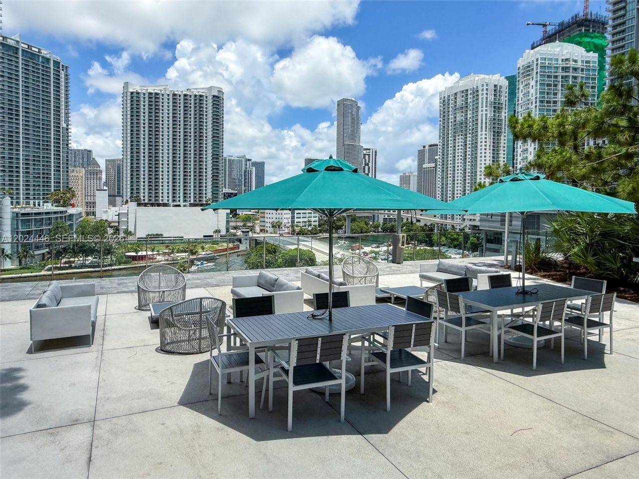 88 SW 7th St , Unit 2008, Miami, FL 33130 Photo