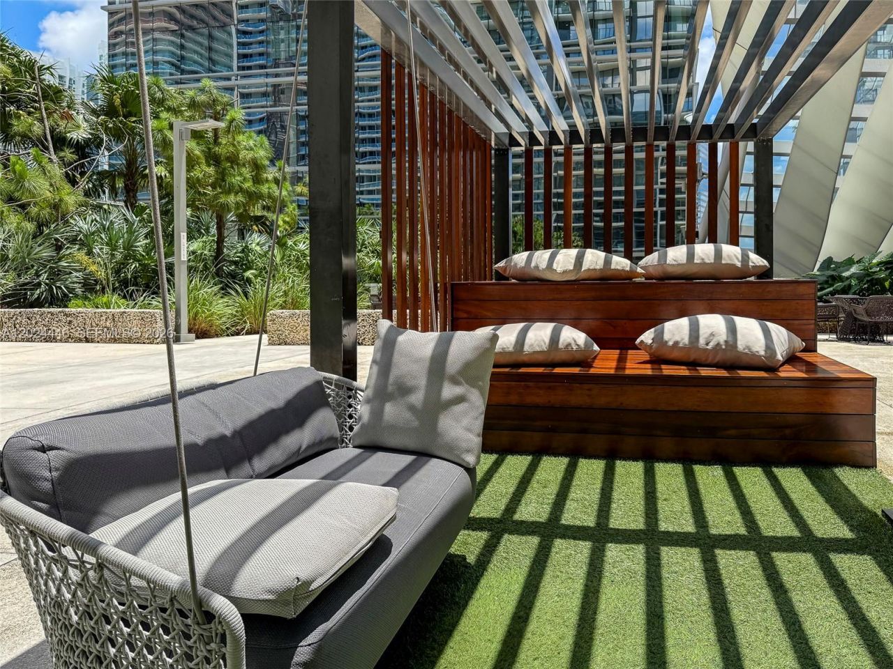 88 SW 7th St , Unit 2008, Miami, FL 33130 Photo