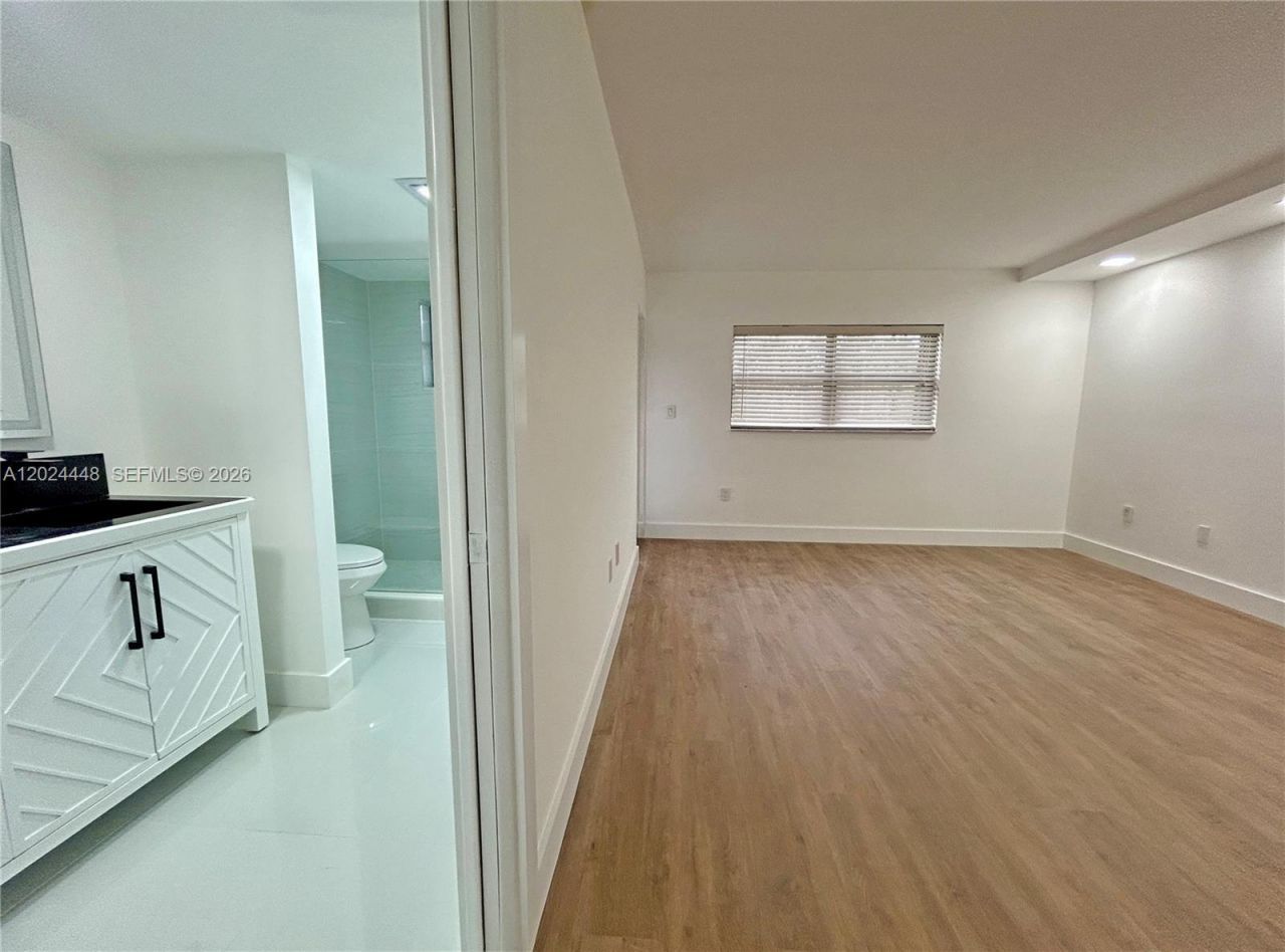 1222 Hillsboro Mile, Unit 15, Hillsboro Beach, FL 33062 Photo