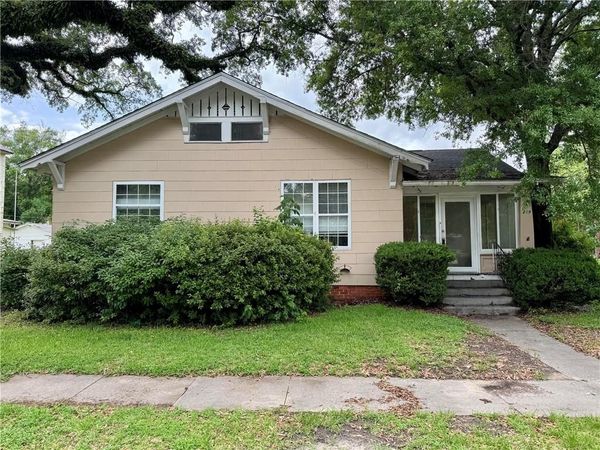 219 2nd Street, Chickasaw, AL 36611