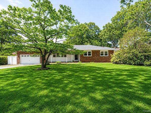 286 Boyle Road , Port Jefferson Station, NY 11776