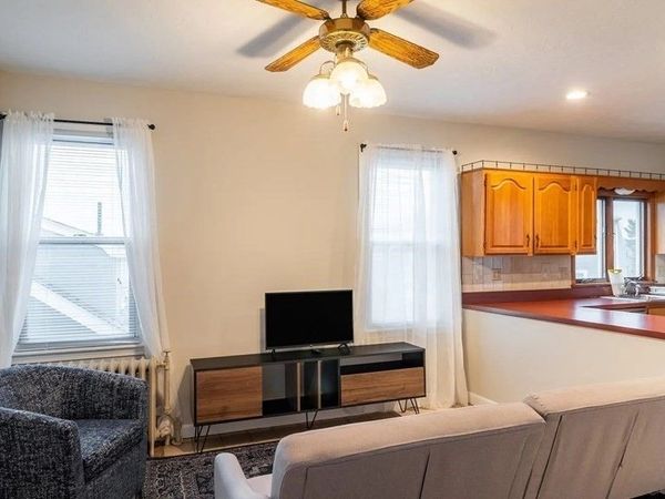 88 Glen St, Unit 2.0, Somerville, MA 02145