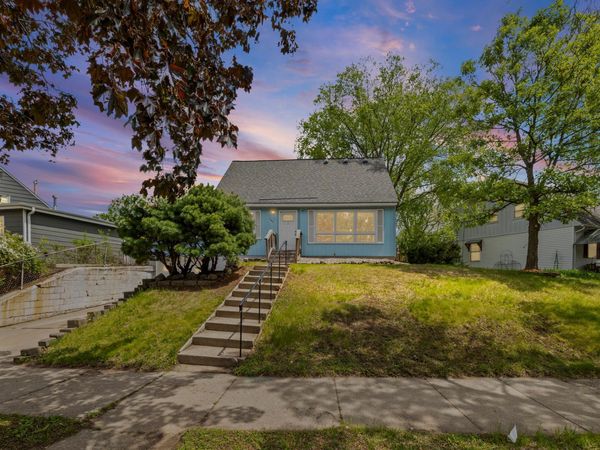 141 Westchester Drive, West Saint Paul, MN 55118