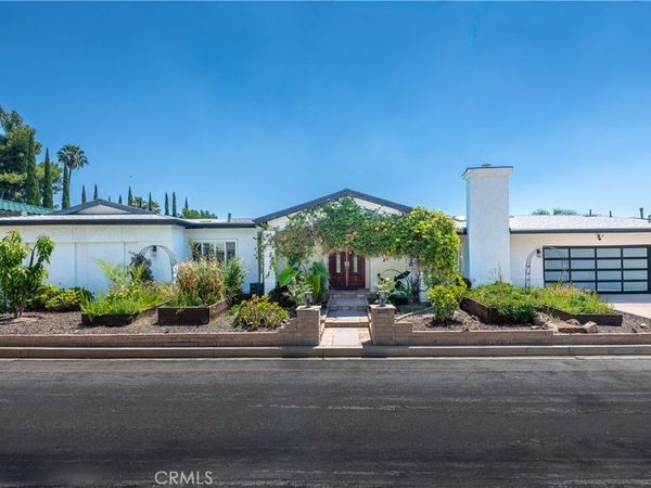 3666 Sapphire Drive , Encino, CA 91436