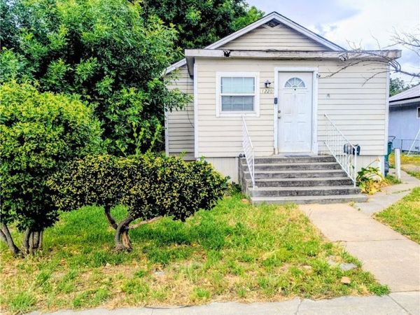 1220 5th Ave, Corning, CA 96021