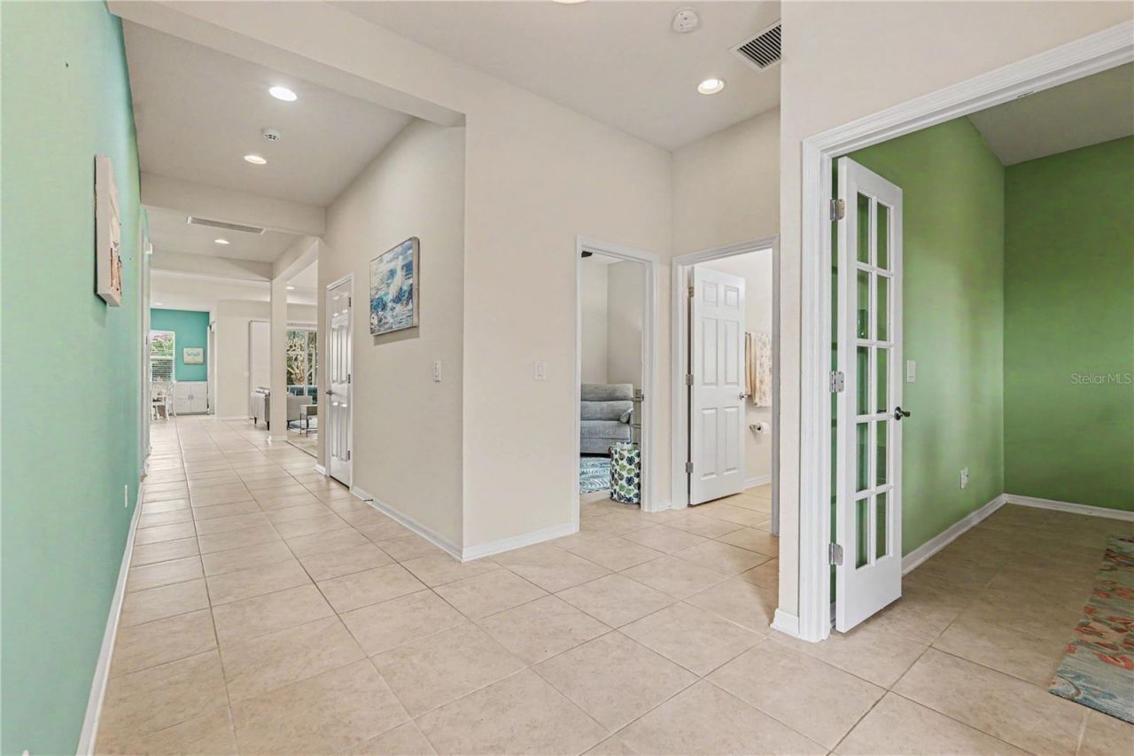 204 Shell Creek Court , Apollo Beach, FL 33572 Photo
