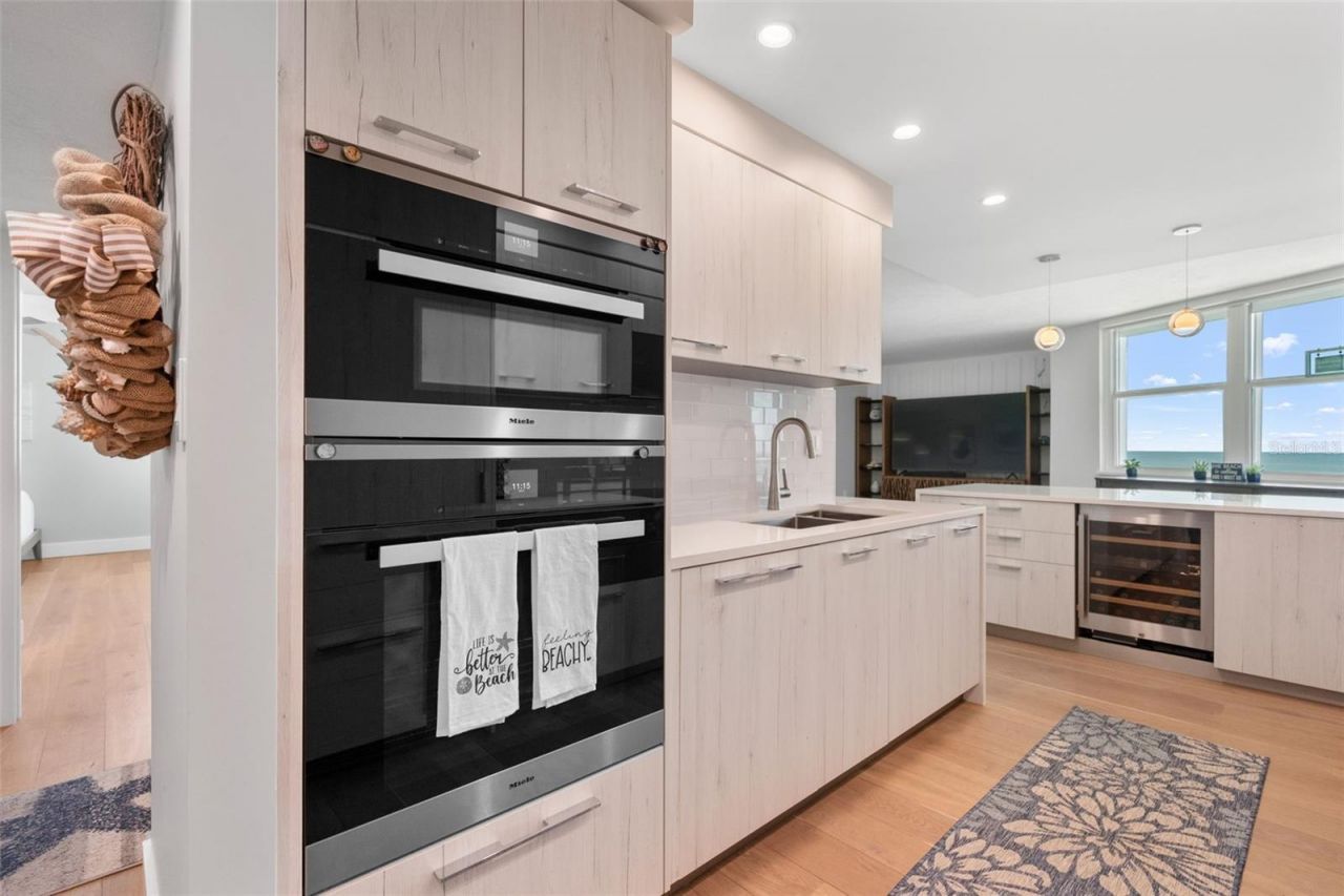 1050 Longboat Club Road, Unit 901, Longboat Key, FL 34228 Photo