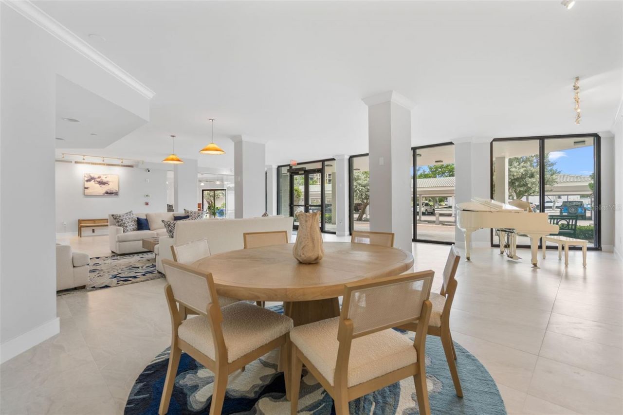 1050 Longboat Club Road, Unit 901, Longboat Key, FL 34228 Photo