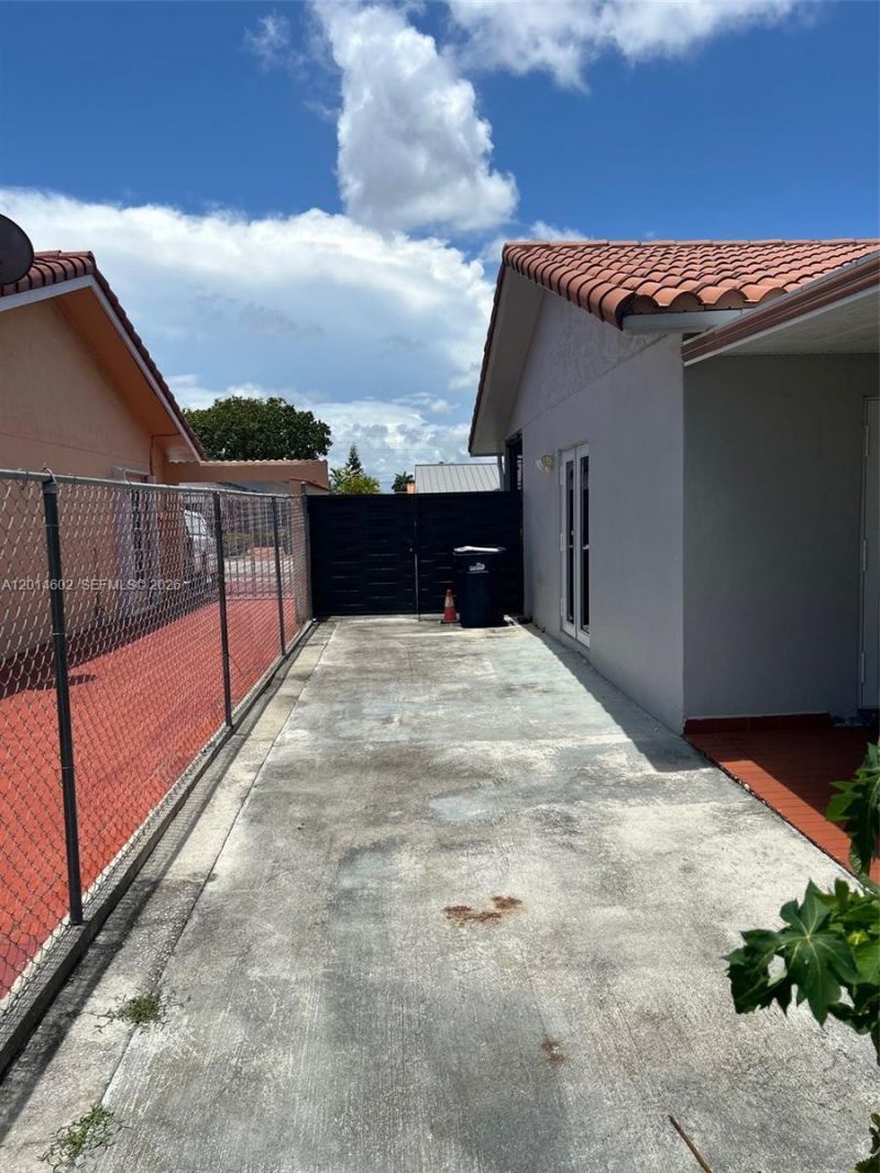 1181 SW 141st Ave, Miami, FL 33184 Photo