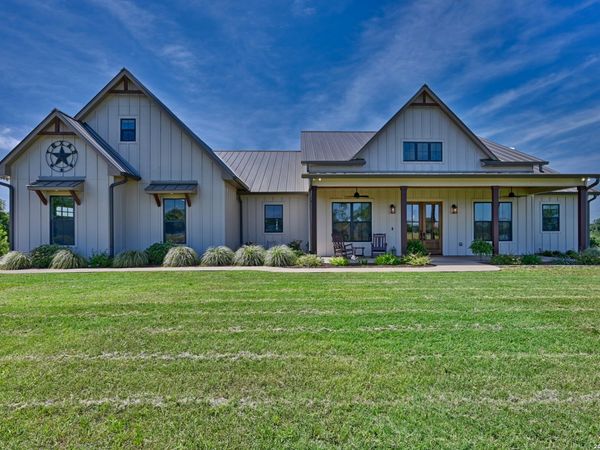 2165 County Road 250, WEIMAR, TX 78962