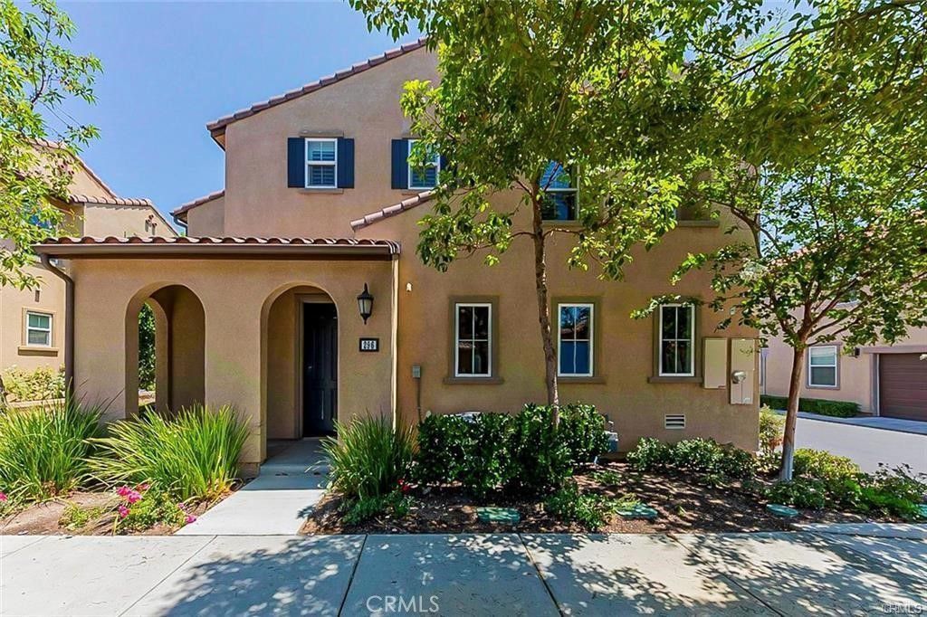 296 Cardinal Lane , Upland, CA 91786 Main Photo