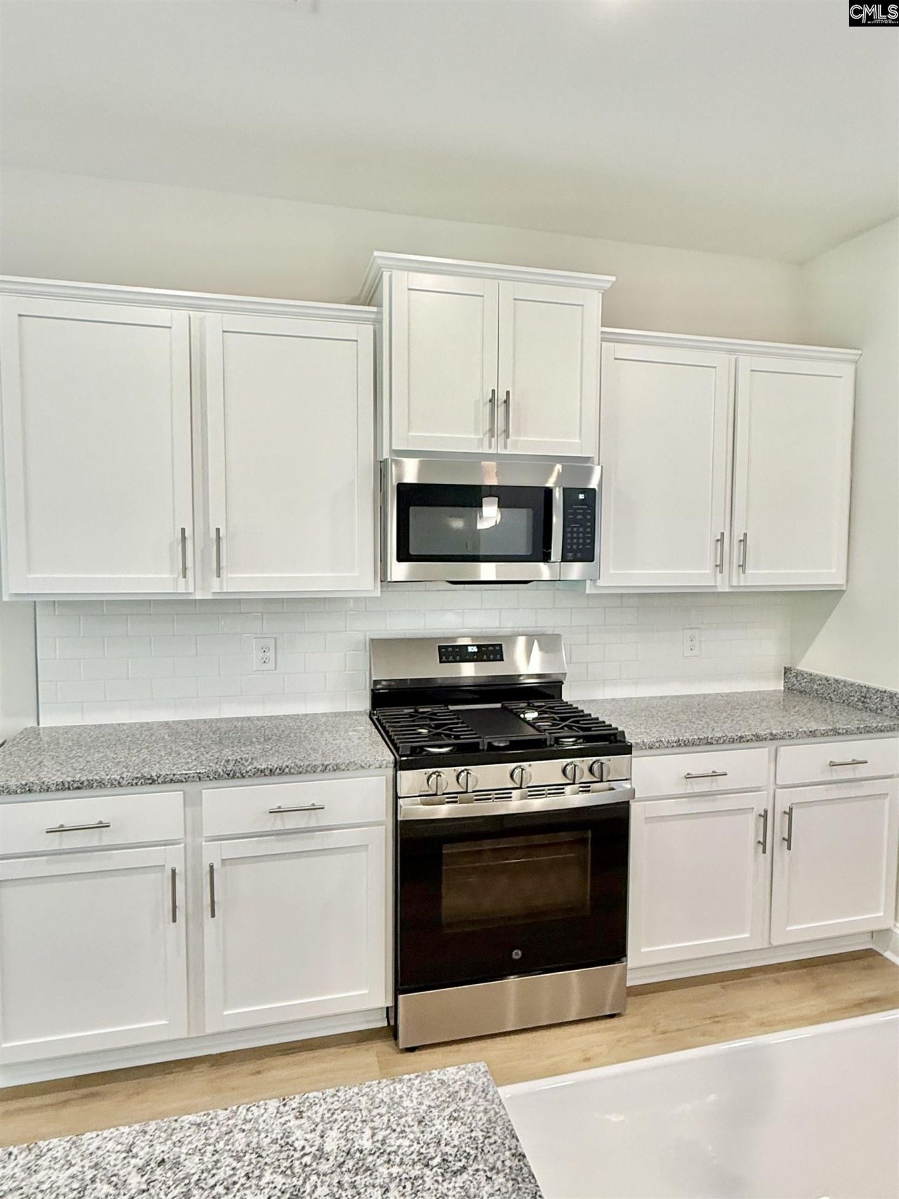 171 Andover Way Photo 5