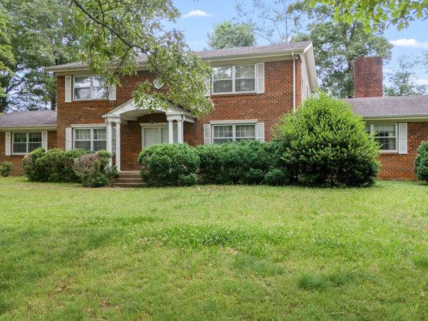 205 ARNOLD AVENUE , Tullahoma, TN 37388