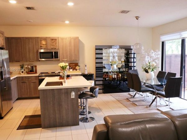 16012 NW 91st Ct , Miami Lakes, FL 33018